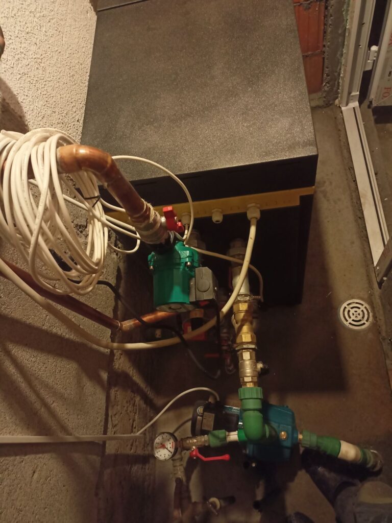 Ugradnja toplotne pumpe voda voda ecoBOX